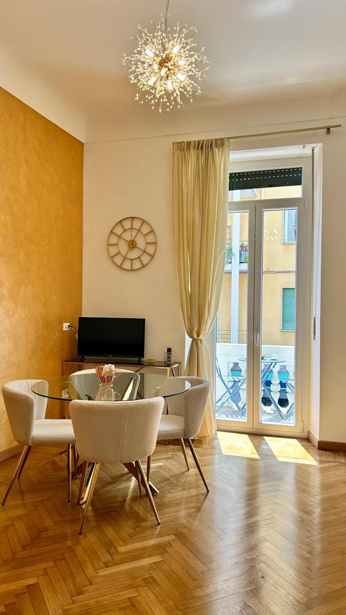 Da Mariella Case Vacanze - Roma 149 Sanremo Eksteriør bilde